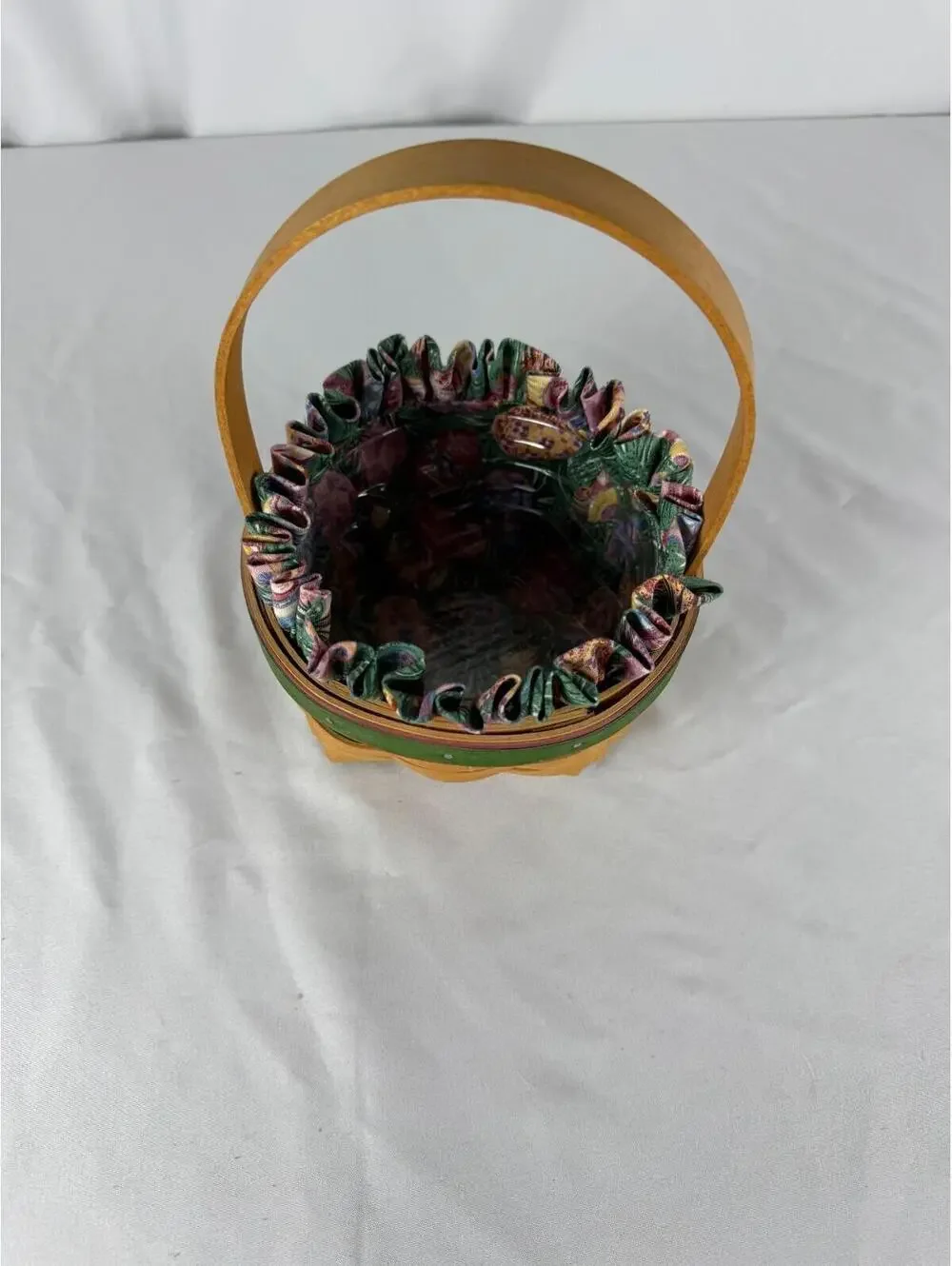 1999 Longaberger Small Easter Basket w/Egg Liner & Protector 5.75